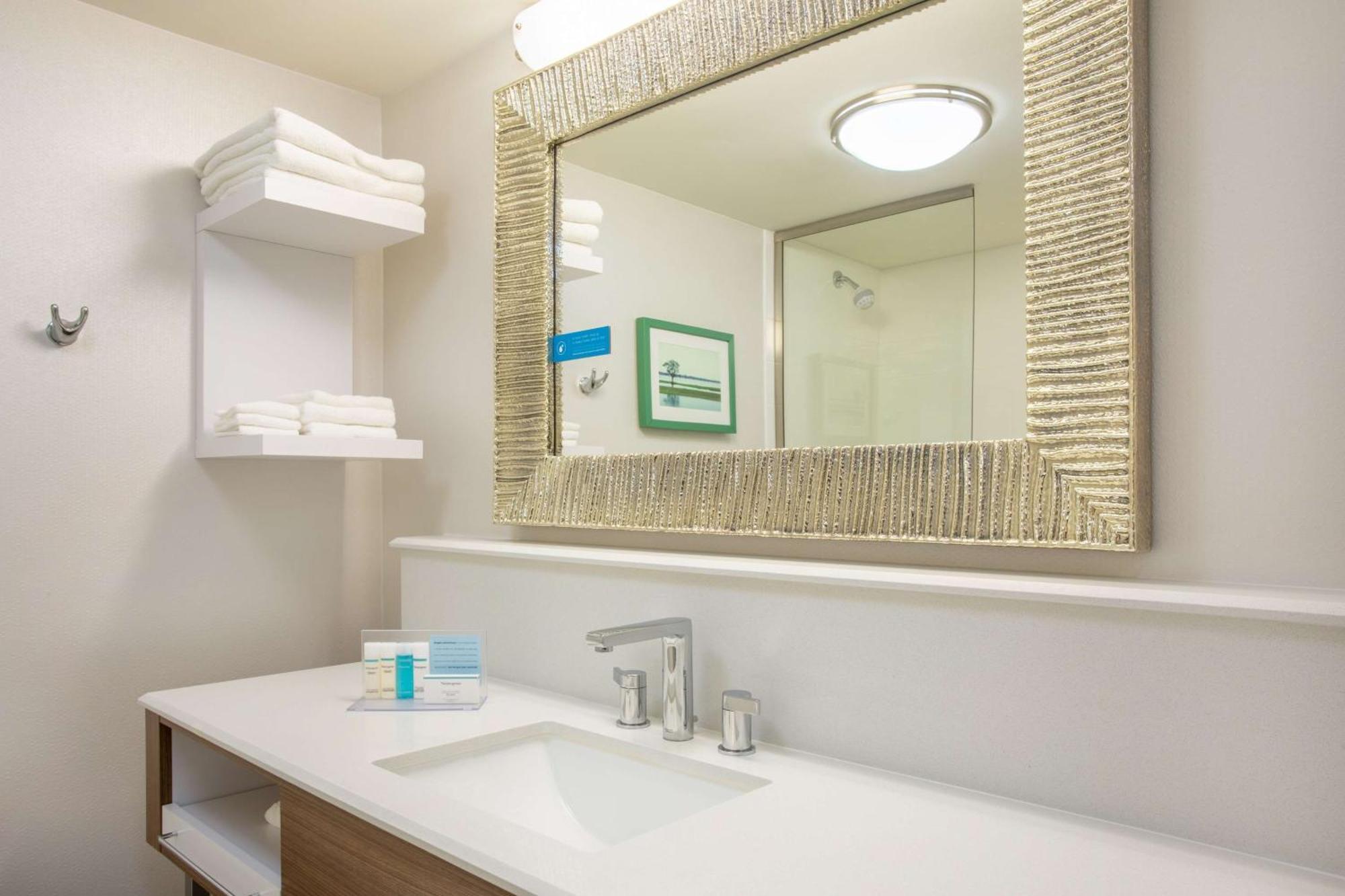 Hampton Inn Fishkill Exterior foto